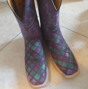 Tin Haul Cowgirl Boots